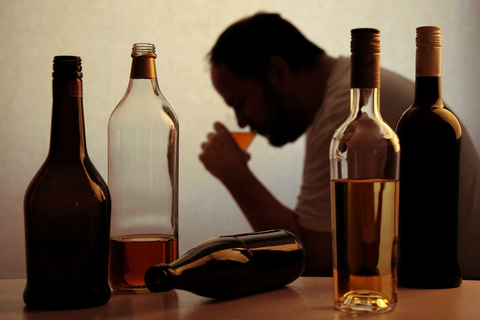 alcohol drinking problem